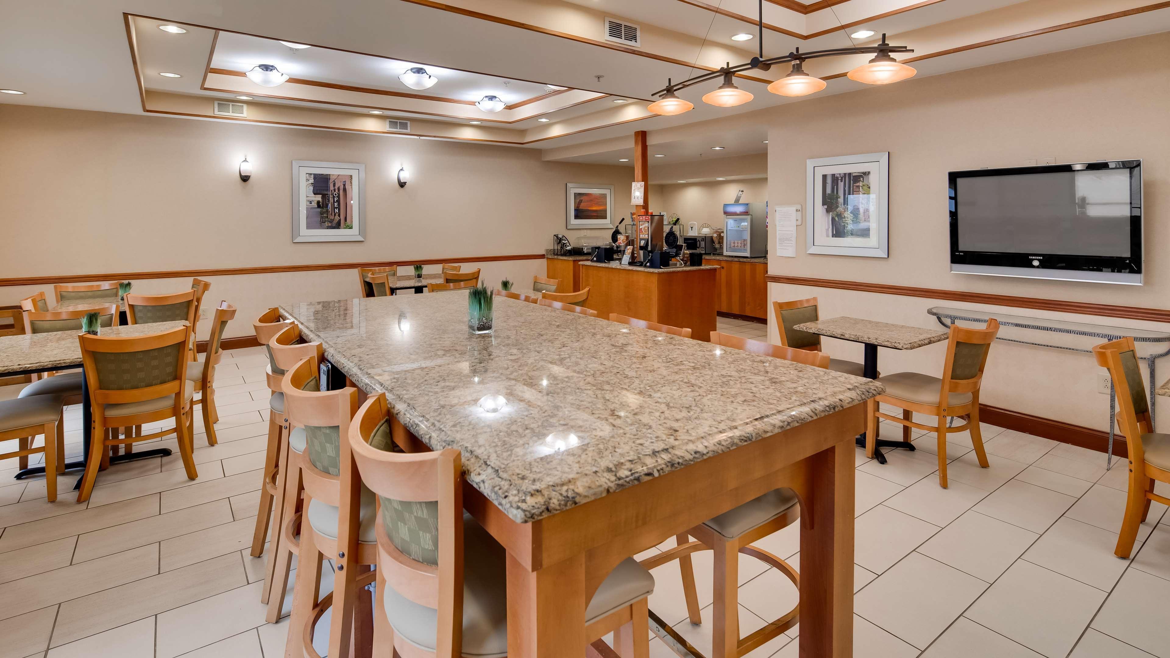 Best Western Executive Inn - Latta Berrys Crossroads Luaran gambar